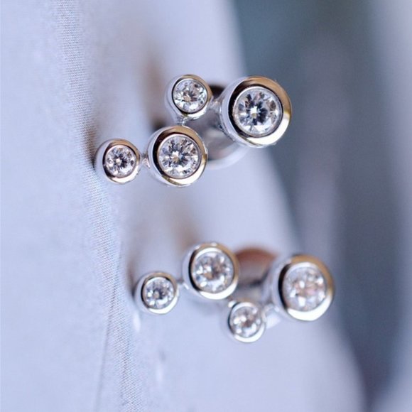 💎 Luxury Bezel Setting Round Shaped CZ Stud Earrings, MLNN1038 - Picture 3 of 4